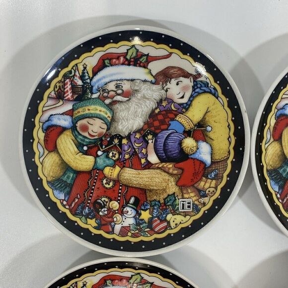 Mary Engelbreit Christmas Santa & Kids 7” Appetizer Salad Side Plates Set Of 4 - Picture 2 of 7